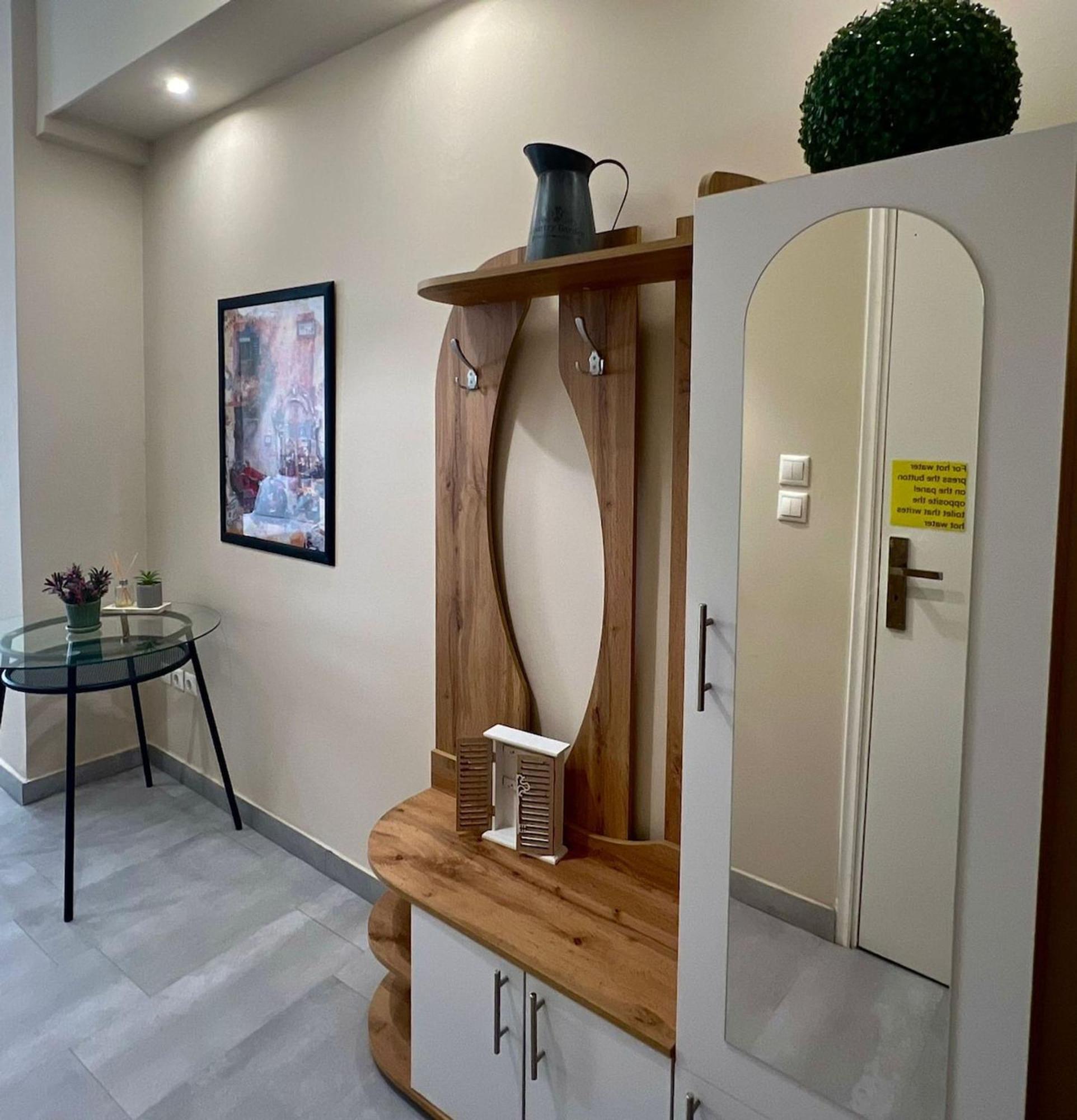 Superhost Hub #103 Plaka - Monastiraki Apartment Атина Екстериор снимка